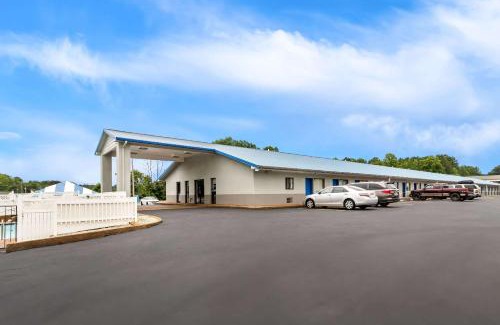 Lexington Hotel | Rodeway Inn