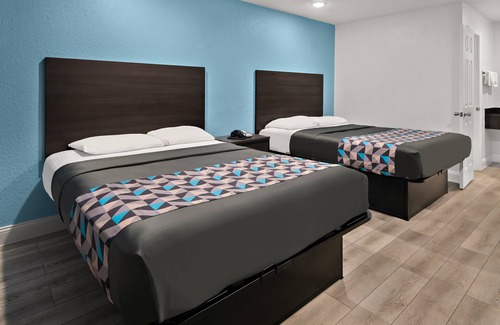 Palestine Hotel | Rodeway Inn