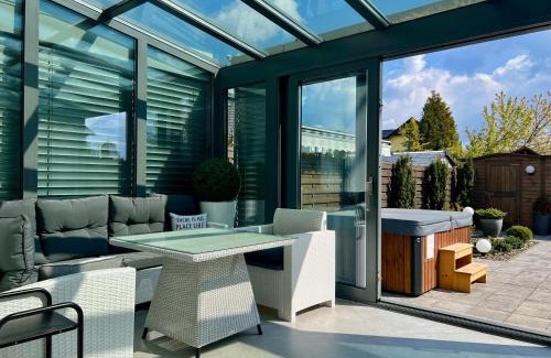 Mielno House | Rodzinny stylowy dom z jacuzzi