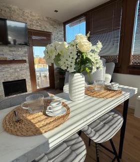 Capannelle Apartment | Roma Aeterna Suites