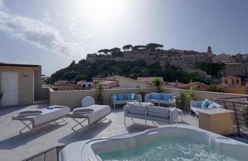 Castiglione della Pescaia Hotel | Roma Hotel