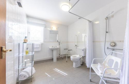 Aylmerton Hotel | Roman Camp Inn