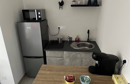 Dallet Apartment | Romantic apartment with spa area