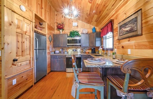 Broken Bow Cabin | Romantic Cabin Retreat!