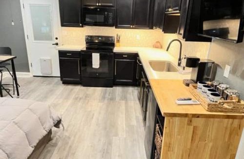 Reno House | Romantic Couples Retreat - Tahoe Room