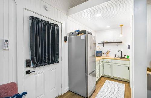 Hays County House | Romantic Driftwood Tiny Casita w Country Views