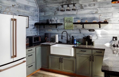 Dobson Cabin | Romantic Escapes in this Stunning A-Frame in North Carolina with Access to a Private Hot Tub and Fire Pit