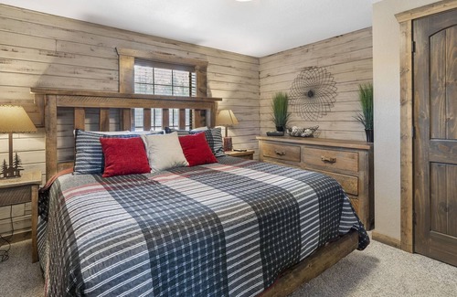 Indian Point Villa | Romantic Getaway on the Shores of Table Rock Lake - Indian Point (C18)