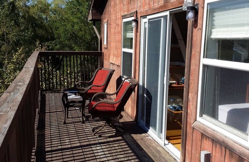 Cazenovia Apartment | Romantic getaway! Treat yourself- you deserve it!