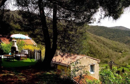 Baillestavy House | Romantic mountain house in the Eastern Pyrenees