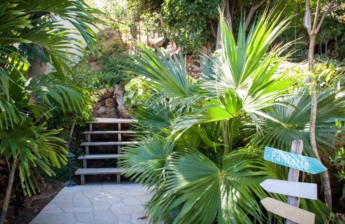 Corossol House | Romantic Overseas Cottage