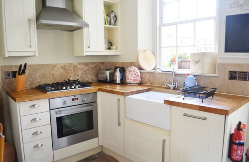 Bathampton Apartment | Romantic Rural Retreat on the Fringes of Bath