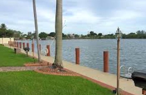 Pompano Beach Apartment | Romantic Spanish villa
