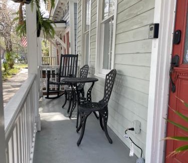 Beach Institute Apartment | Romantic Studio Apt in Historic Downtown Savannah