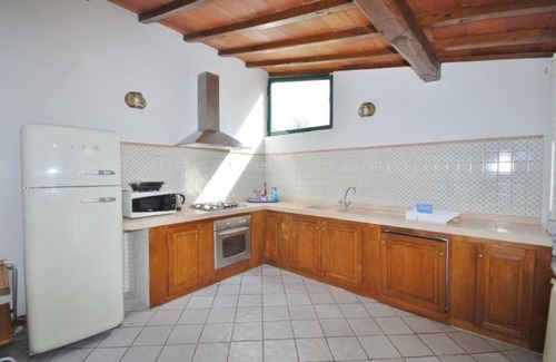Marina di Pietrasanta Villa | ROMANTIC VILLA WITH GARDEN, BBQ, WI FI, AIR CONDITIONING