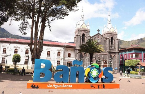 Banos de Agua Santa House | Romina's House