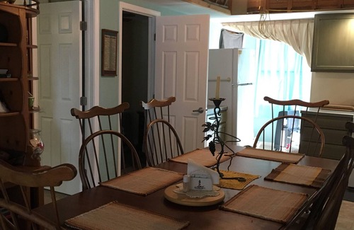 Bradford House | "Ron golden pond" is a place to make memories, a special home with great energy.