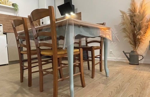 Montoire-sur-le-Loir Apartment | Ronsard along the Loir