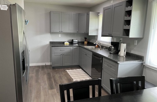 Guttenberg House | Roofscape Retreat, enjoy the patio life!