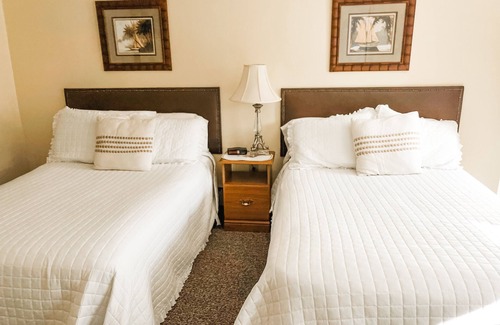 Whitehall Apartment | Room #16