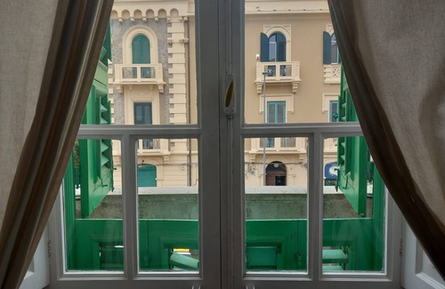 Messina Apartment | Room '1921' with Balcony