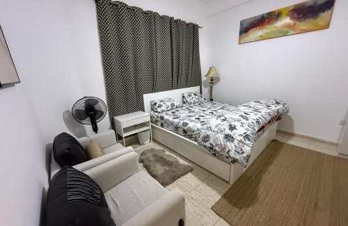 Madinat Zayed Apartment | Room, Al majaz 2