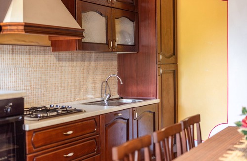 Montalcino Bed & Breakfast | Room 'Camera Blu' with Shared Terrace and Wi-Fi