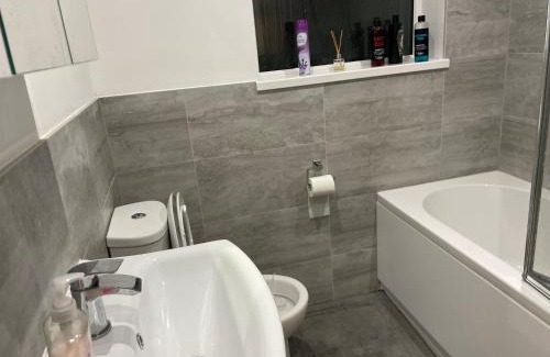 Gabalfa House | Room close to City and Hospital