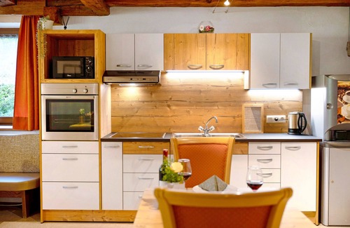 Valle Aurina Apartment | Room 'Ederhof 2' with Mountain View, Shared Terrace and Wi-Fi