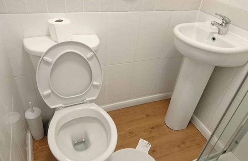 Harlington House | Room-family Room Sleeps 3 With 1 Double