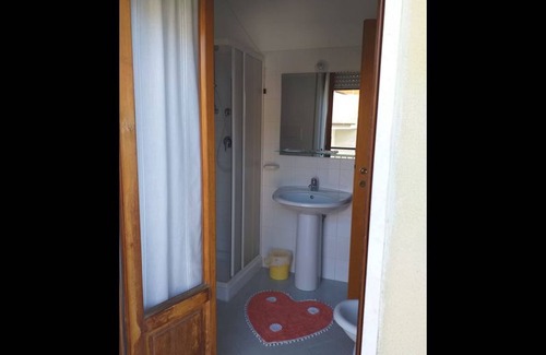 Pineto Bed & Breakfast | Room in B&B - Spacious Double Room Right by the sea