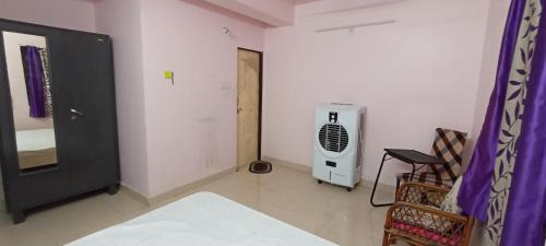Banjara Hills House | Room in Banjara Hills