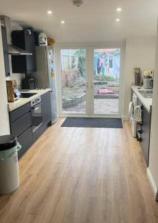 Gabalfa House | Room in Cardiff City near Hospital