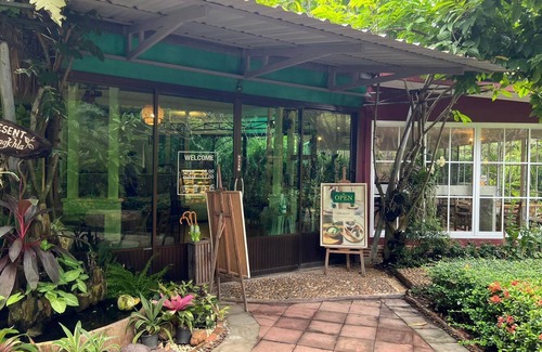 Khlong Khuean House | Room-rainbow Arokaya Welness Resort