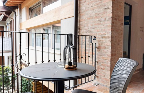 Portese Apartment | Room 'San Biagio' with Shared Pool, Wi-Fi and Air Conditioning