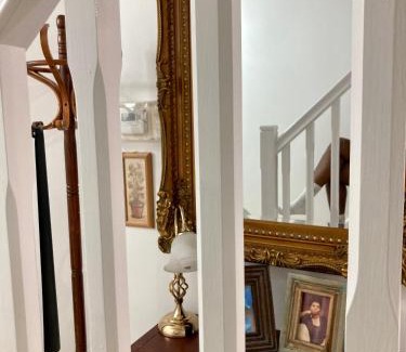 Coventry House | Room with own bathroom in private home