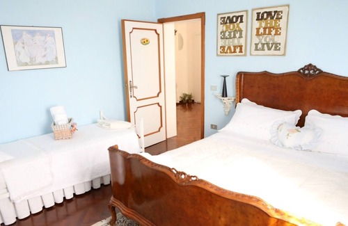 Colonnella Bed & Breakfast | Room with panoramic view of the historic center - residenceb&B salge