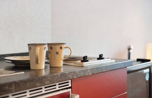 Reichenau Apartment | Room 'Zimmer 5' with Private Terrace, Shared Garden and Wi-Fi