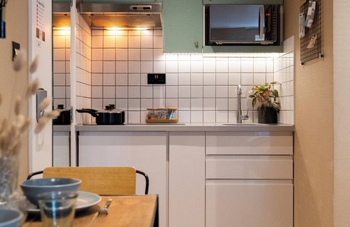 Hammersmith Broadway Apartment | Room2 London Hammersmith Townhouse