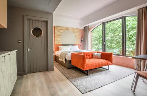 Southampton City Centre Hotel | room2 Southampton Hometel