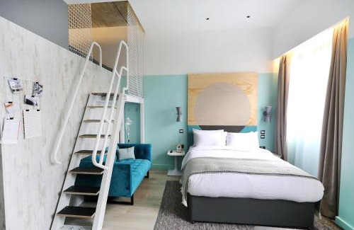 Southampton City Centre Hotel | room2 Southampton Hometel