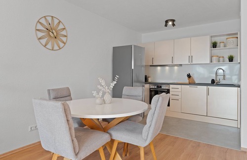 Bad Rappenau Apartment | Roomfall Apartment at Park with TG &WiFi & balcony