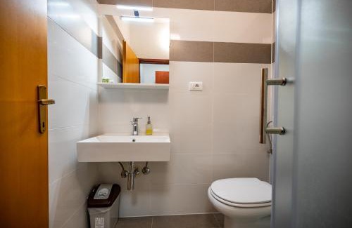 Pula Bed & Breakfast | Rooms with free parking