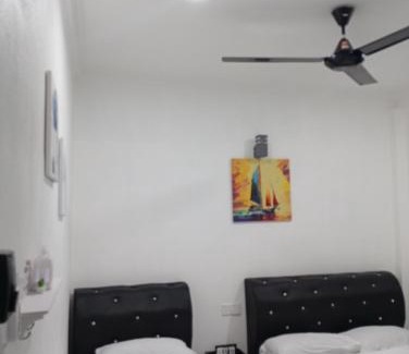 Kampung Nail Hotel | Roomstay By Abe Cottage