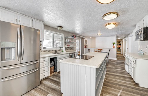 Cedar City Cottage | Roomy Cedar City Home: Fenced Yard, Pets Welcome!