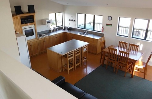 Taupo House | Roomy Holiday House in Great Location