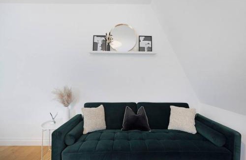 Bishop's Stortford Apartment | Roomy One bed loft apartment