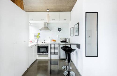 General San Martin Apartment | Roomy Studio in Luxury Tower in Palermo Hollywood