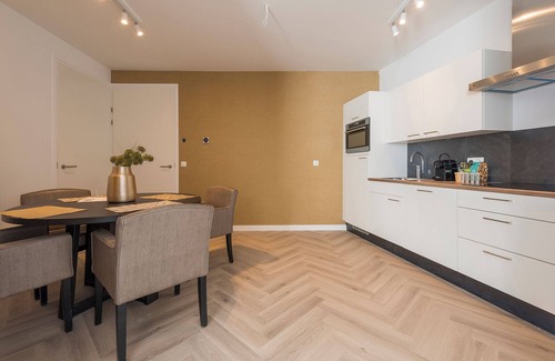 Centrum Apartment | Roosendaal Leon Room 1 · Leon | Spacious apartment with garden | Room 1