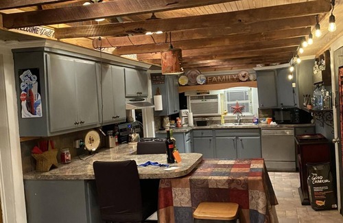 Saint Andrews House | Rooster s Roost of Bells Cove